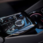 P90549927_highRes_the-new-bmw-i5-m60-x